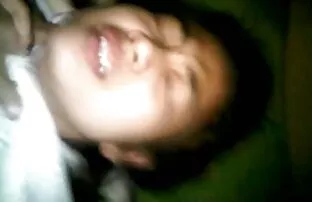 Primera vez anal para una linda rubia videos porno en idioma latino (Sid69)