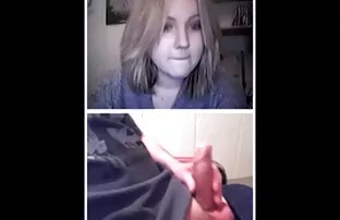 Miel tatuada sexy con el tipo porno hentai español latino negro