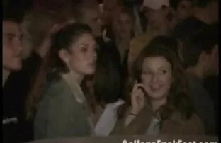 Sexy hentay en audio latino rubia tetona ninfa del árbol tiene su culo destrozado por una gran polla en la jungla