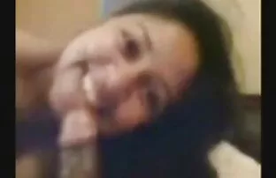La anime porno audio latino puta británica Natasha y otros follan en medias